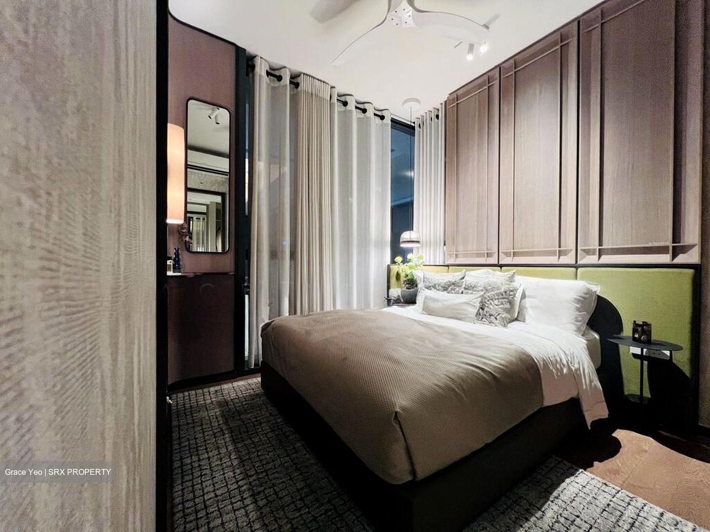 Marina Gardens Drive (D1), Condominium #502264101